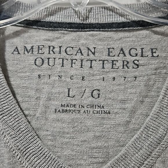 American Eagle Pullover Sweater - Picture 2 of 3